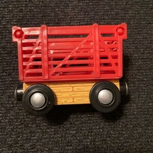 MELISSA & DOUG Red And Yellow  Magnetic Train Car YK16305